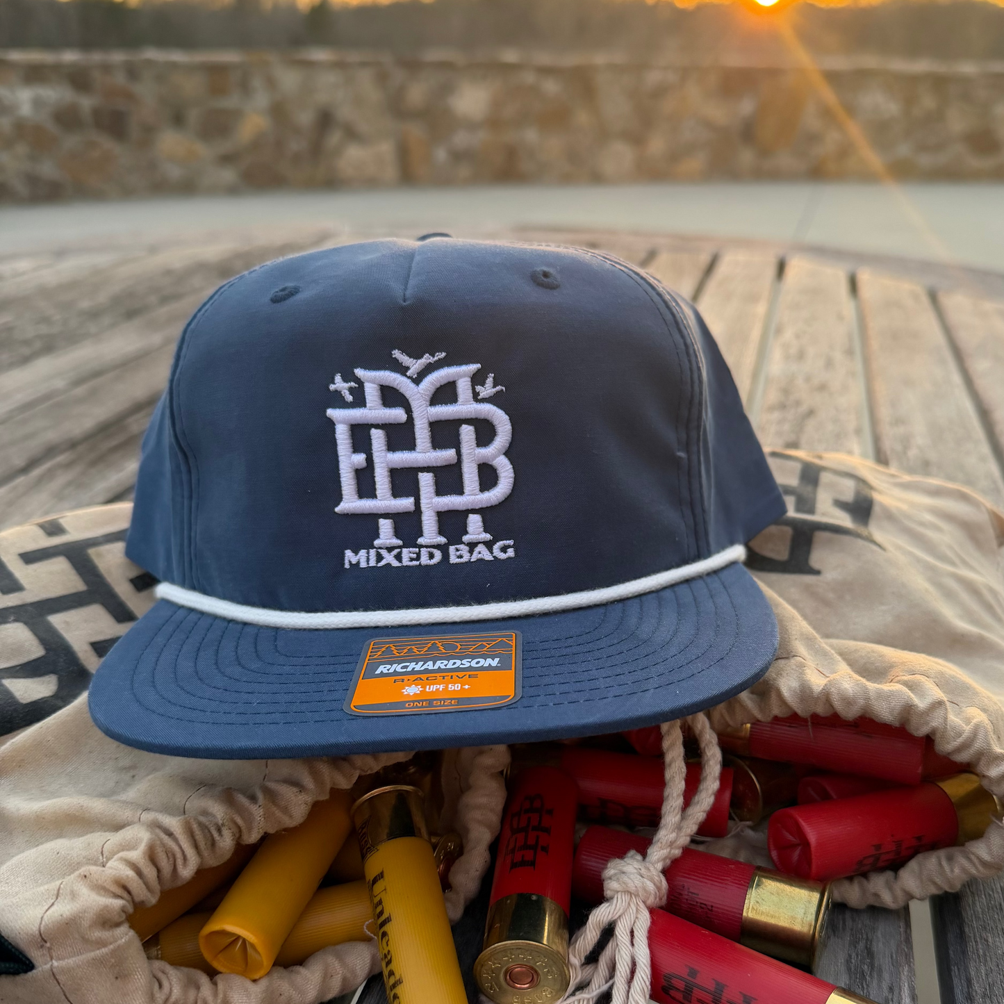 Richardson 256 Navy with white rope
